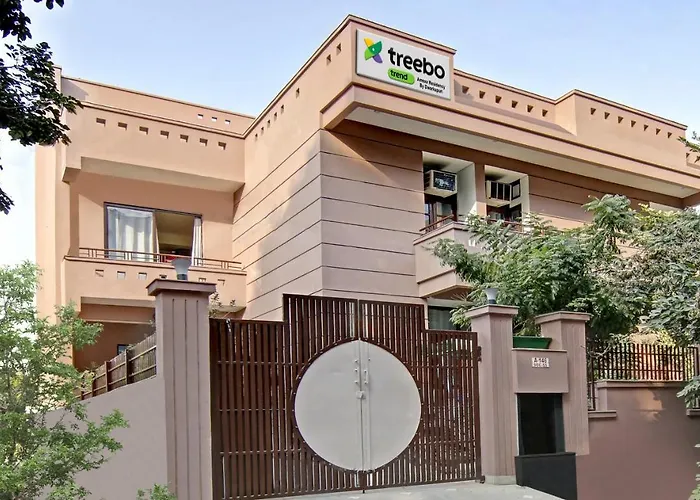 Treebo Trend Amexx Golf Course Road