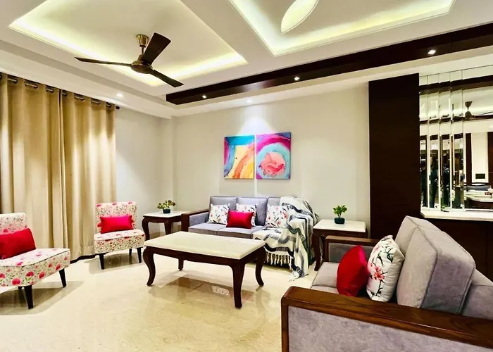 Bluo 3Bhk - Dlf Cybercity, Mg Road, Balcony, Lift