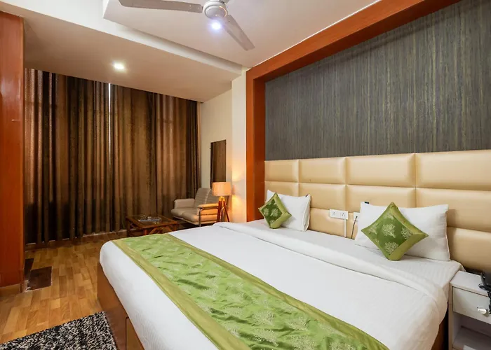 Oyster Pearl I Near Medanta Hospital I Sec-39 I Gurgaon