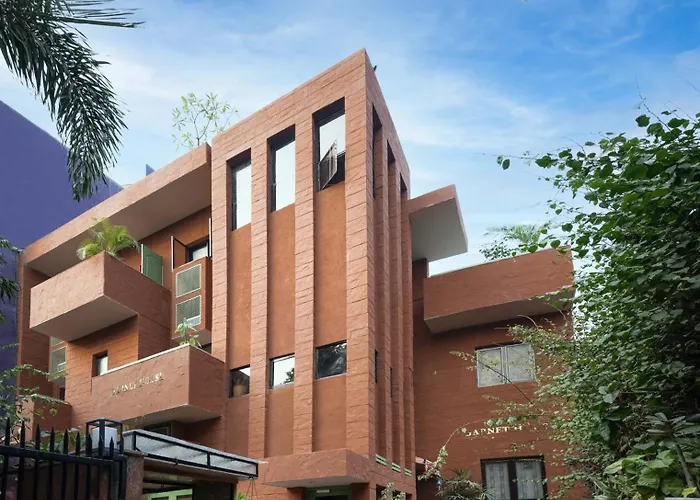 Firebrick Boutique Residences - Garnet House