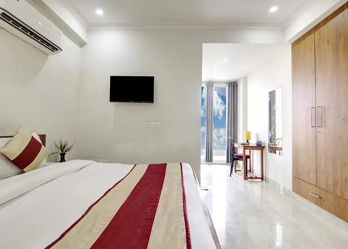 Niketan Medanta Service Apartment - A Boutique Hotel