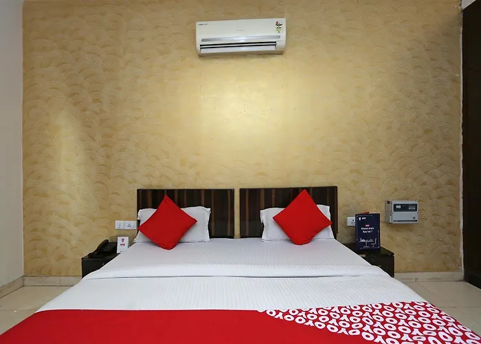 Oyo 429 Hotel Kisna Residency