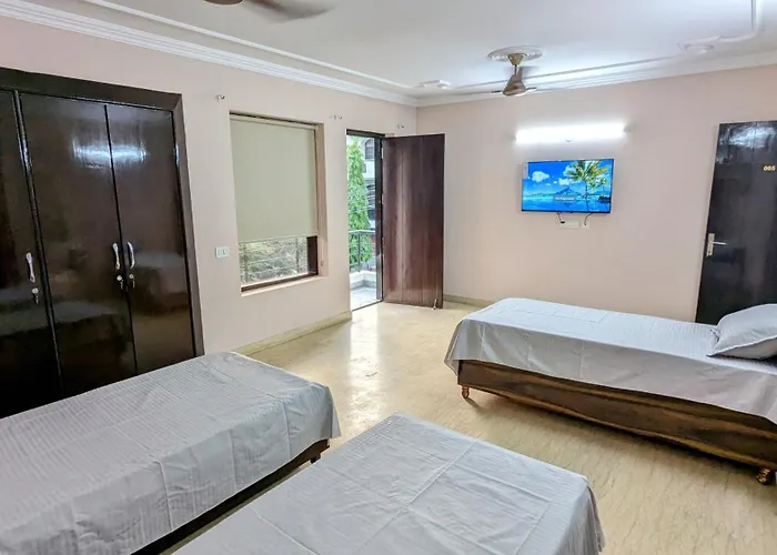 Happy Nest Hostel And Pg