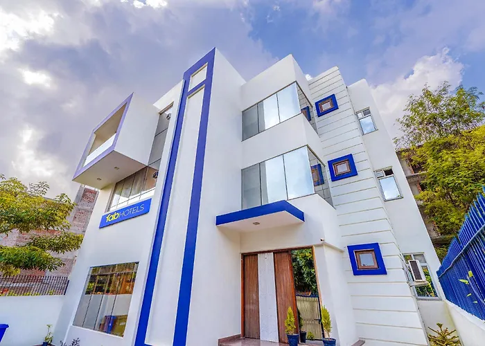 Fabhotel Oyster Villa