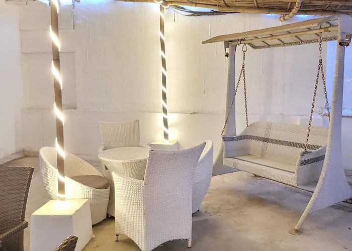 2Bhk Party Space