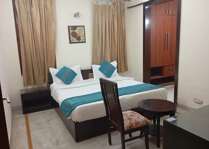 Hotel Royal India - Dlf Phase 2