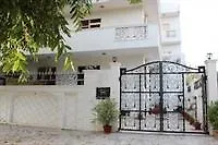 Oyo Rooms Golf Course 2