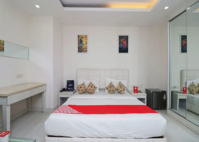Oyo 12346 Siris Inn