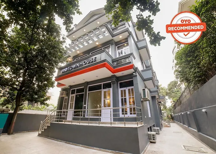 Oyo Townhouse 330 Mg Road Metro Station