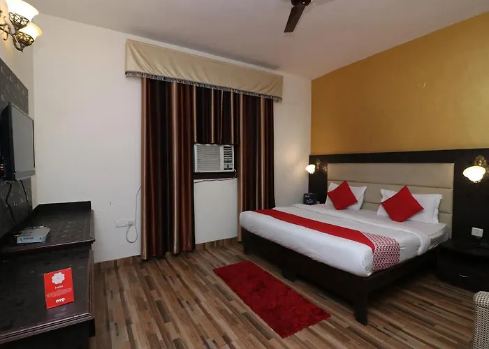 OYO 27718 Viva Destinations