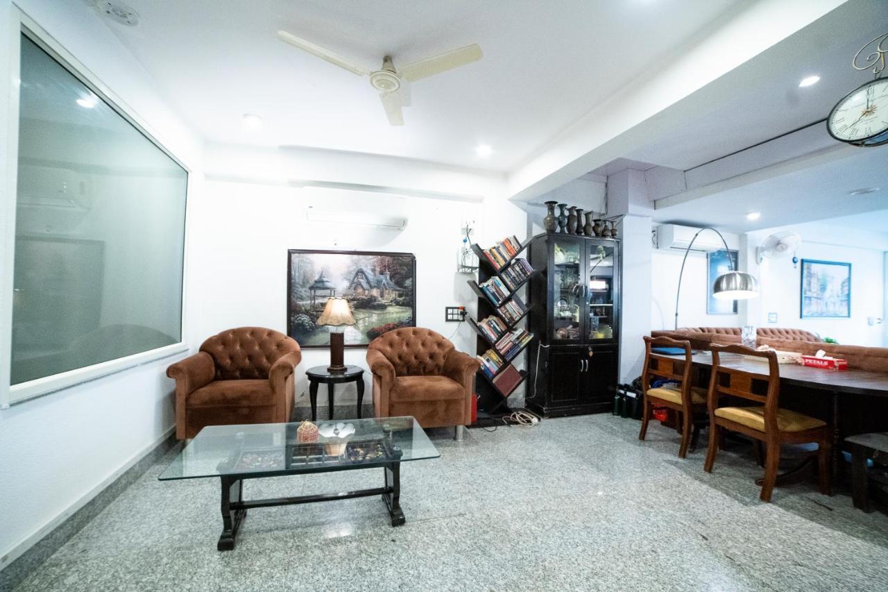 Saavi Golf Course Hotel Gurgaon