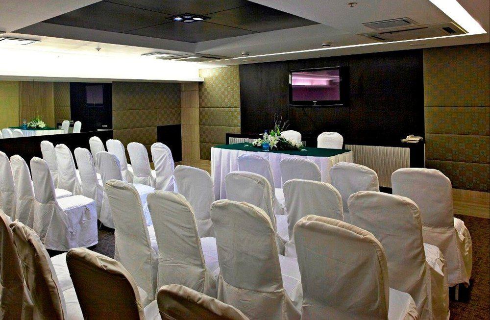 Radisson Sector 29 Gurugram Hotel 5*