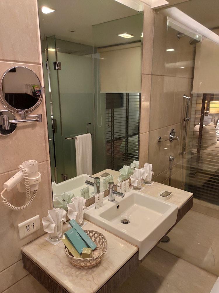 Hotel Radisson Sector 29 Gurugram Gurgaon