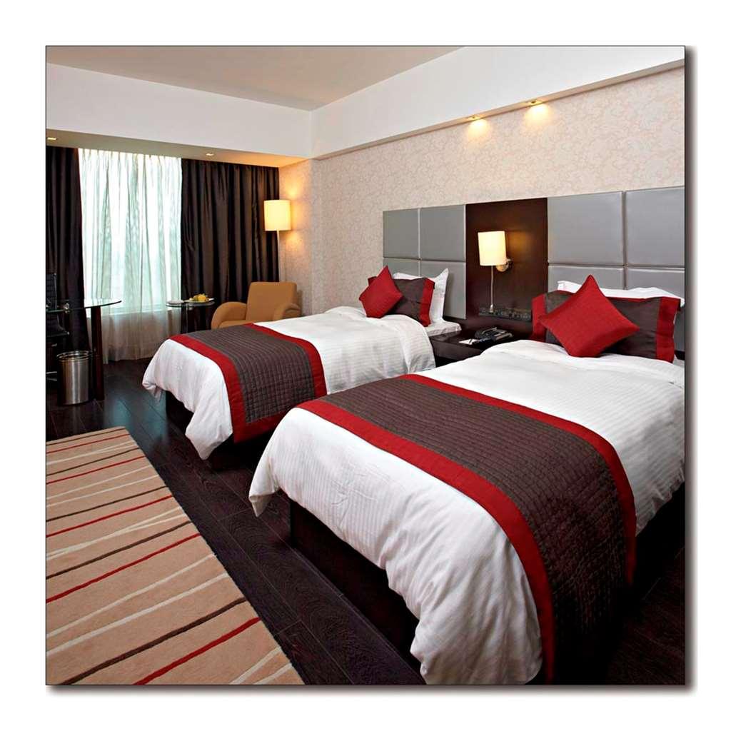 Hotel Radisson Sector 29 Gurugram 5*