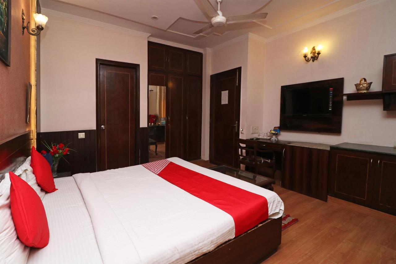 Oyo 566 Soni Gurgaon
