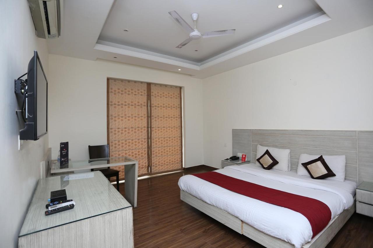 Capital O 1007 24 Hotel 3*