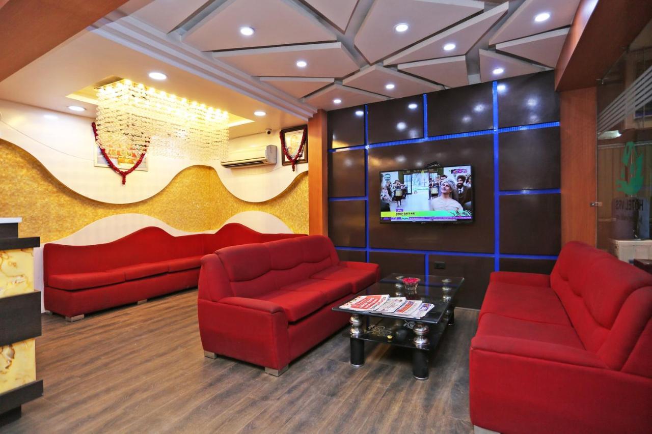 Oyo 16688 3*