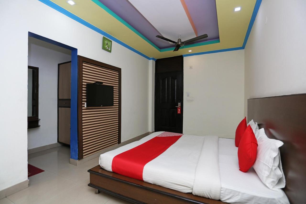 Hotel Oyo 16688 Gurgaon