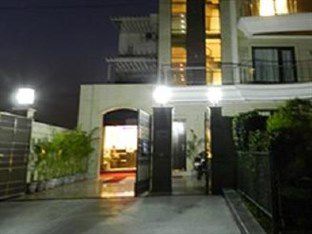 Golf View Suites-golf Course Road 3*