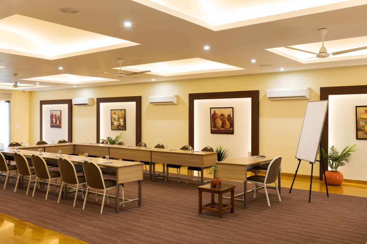 Silver Oak Near Medanta Medicity