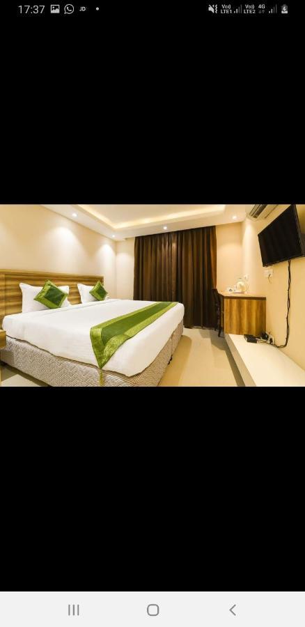Aval International Guest house