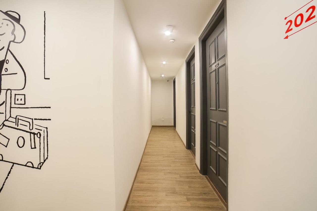 Hotel Super Townhouse Near Appu Ghar