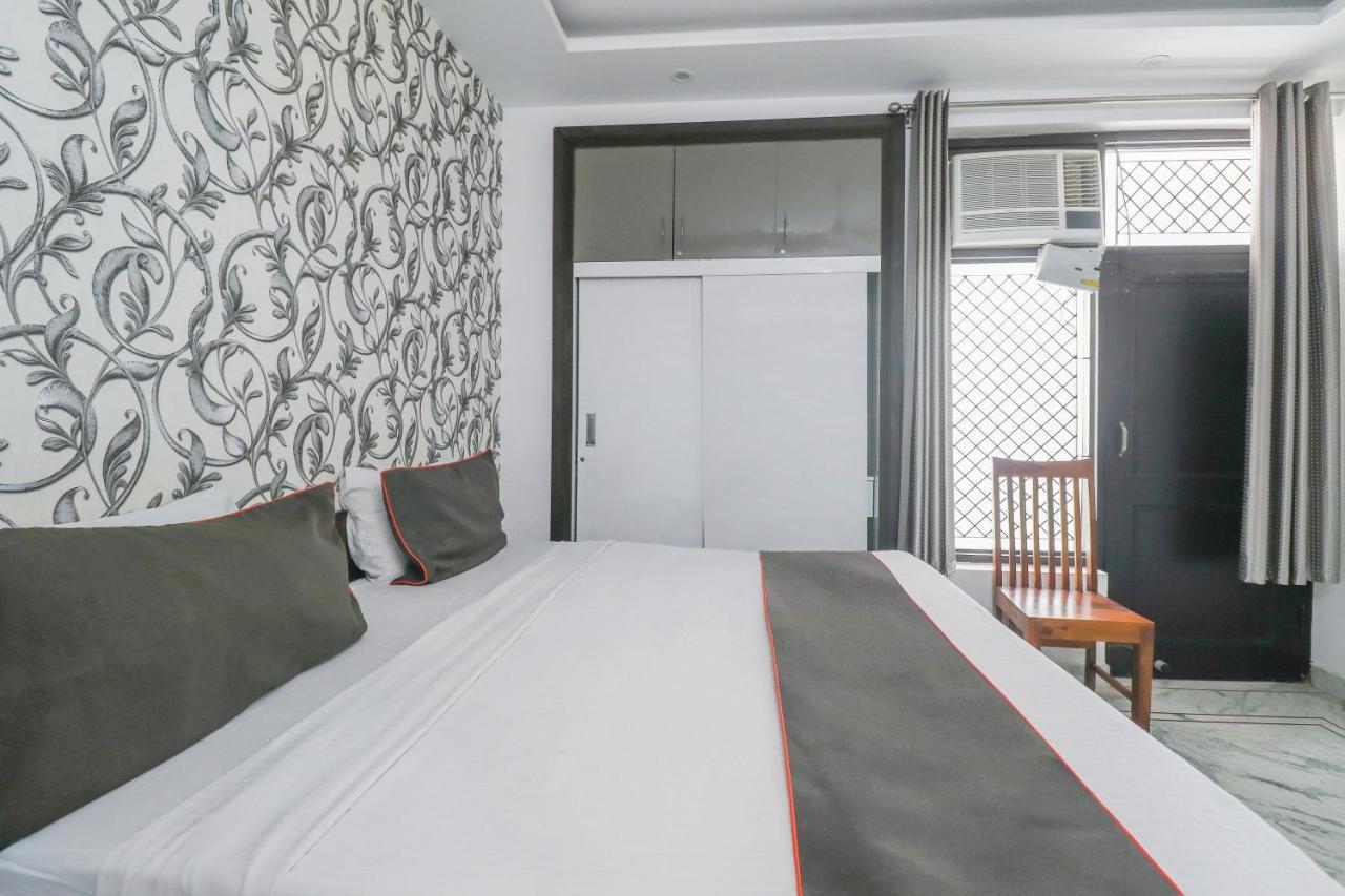 Hotel Collection O Subha 3*