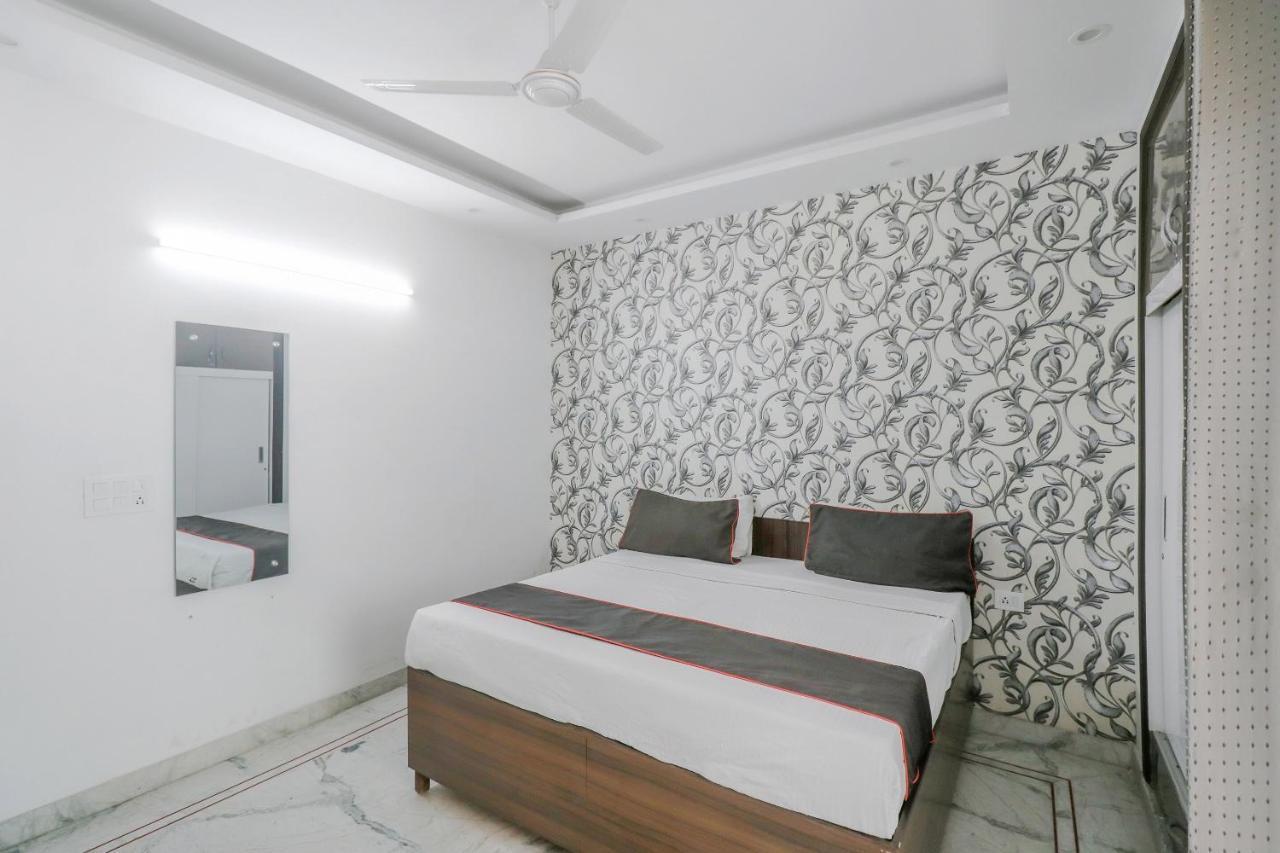 Hotel Collection O Subha 3*