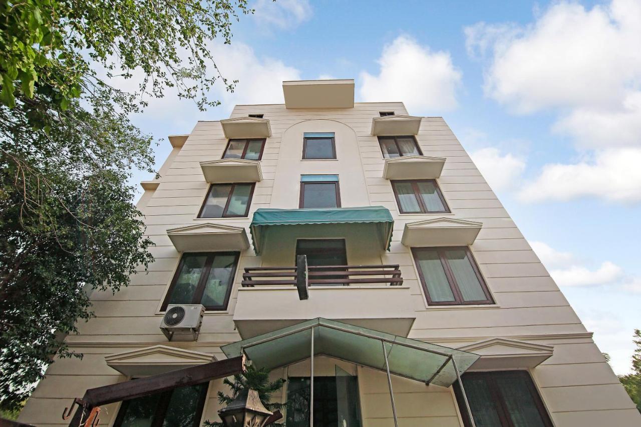 Hotel Capital O Tipsyy Near Aravali Biodiversity Park 3*