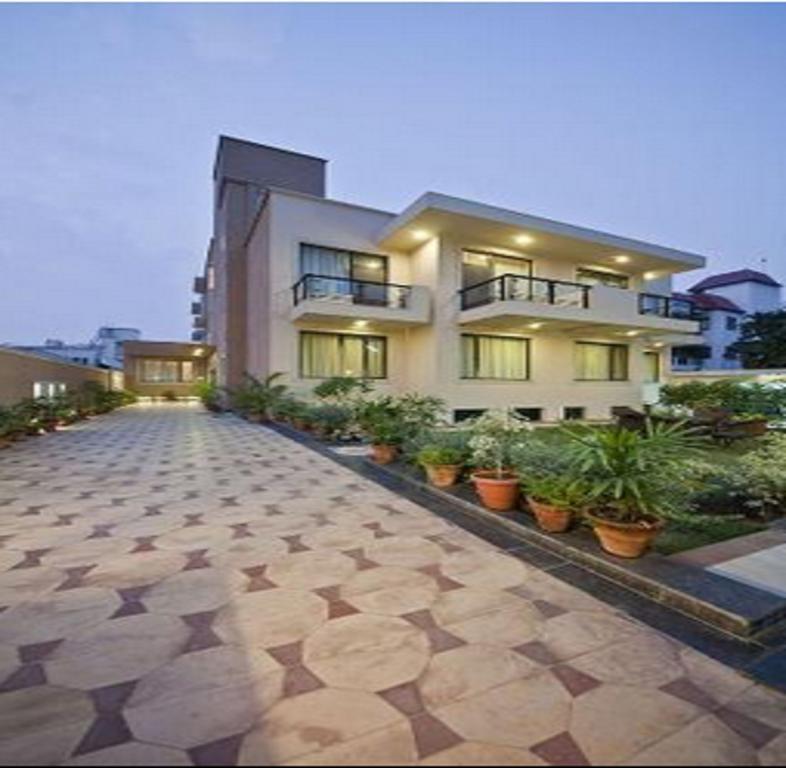 Tiara Gold Hotel Gurgaon