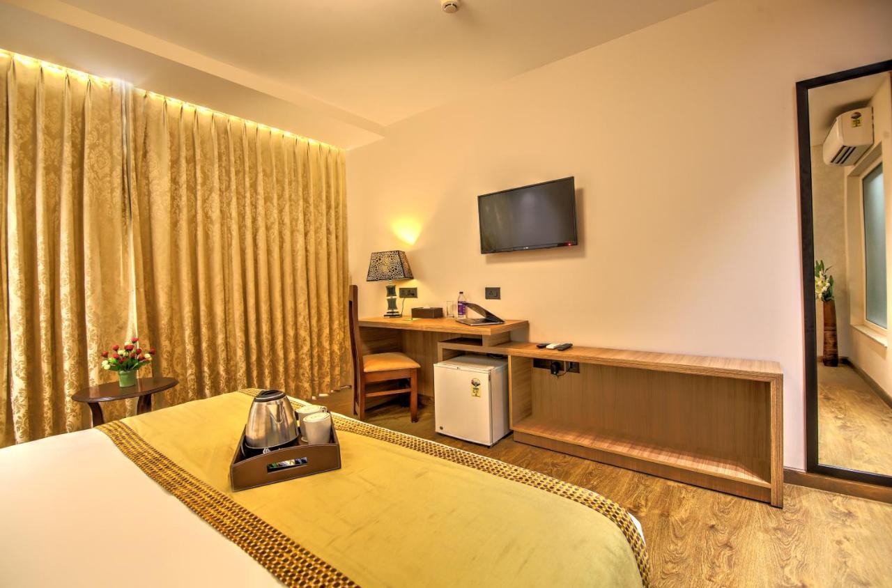 91 Huda Centre Hotel 3*