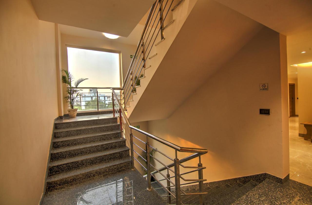 91 Huda Centre Hotel Gurgaon