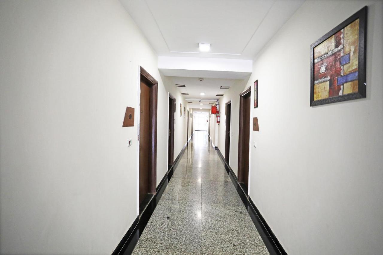 Oyo 2482 K V Complex Hotel Gurgaon