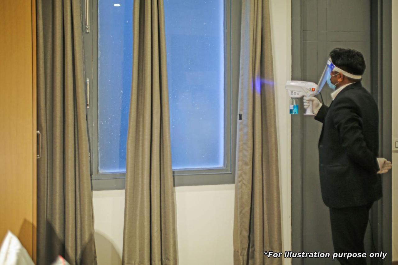 Oyo 79667 Townhouse Sunbrite Hotel 4*