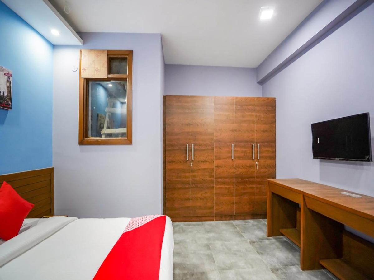 Hotel Oyo 309 The Royal Residency