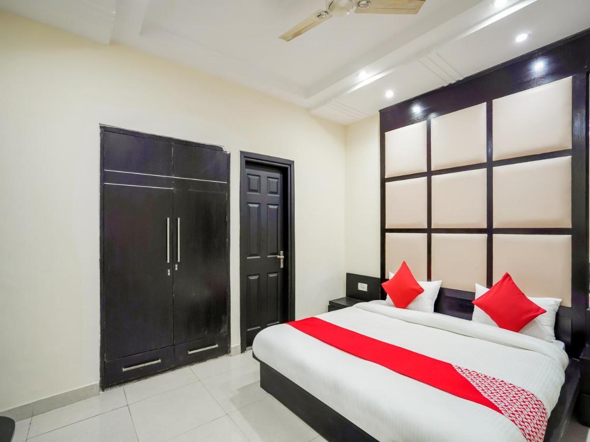 Oyo 309 The Royal Residency 3*