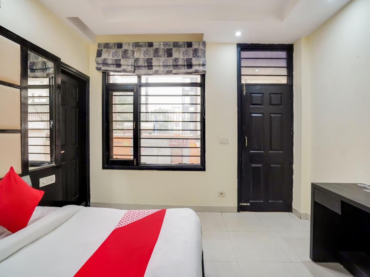 Oyo 309 The Royal Residency Gurgaon