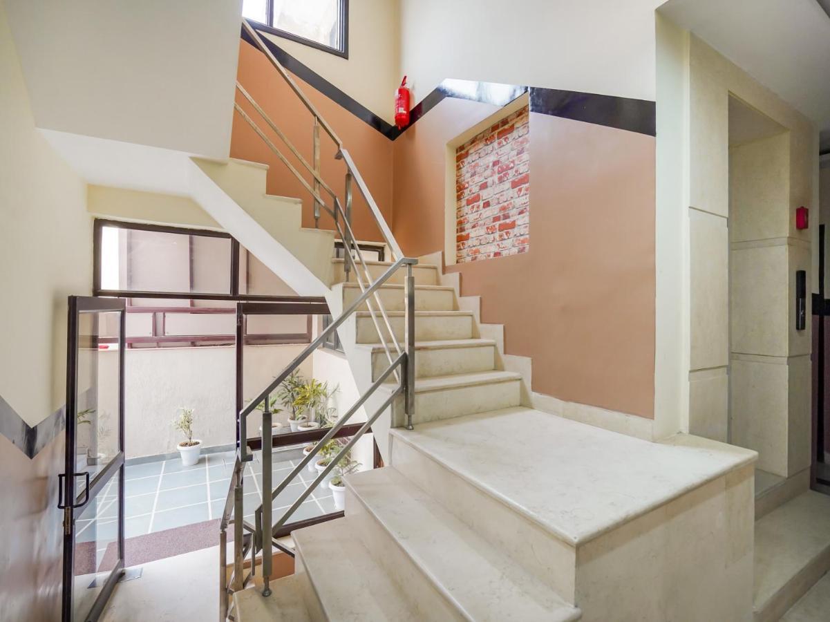 Oyo 309 The Royal Residency Hotel