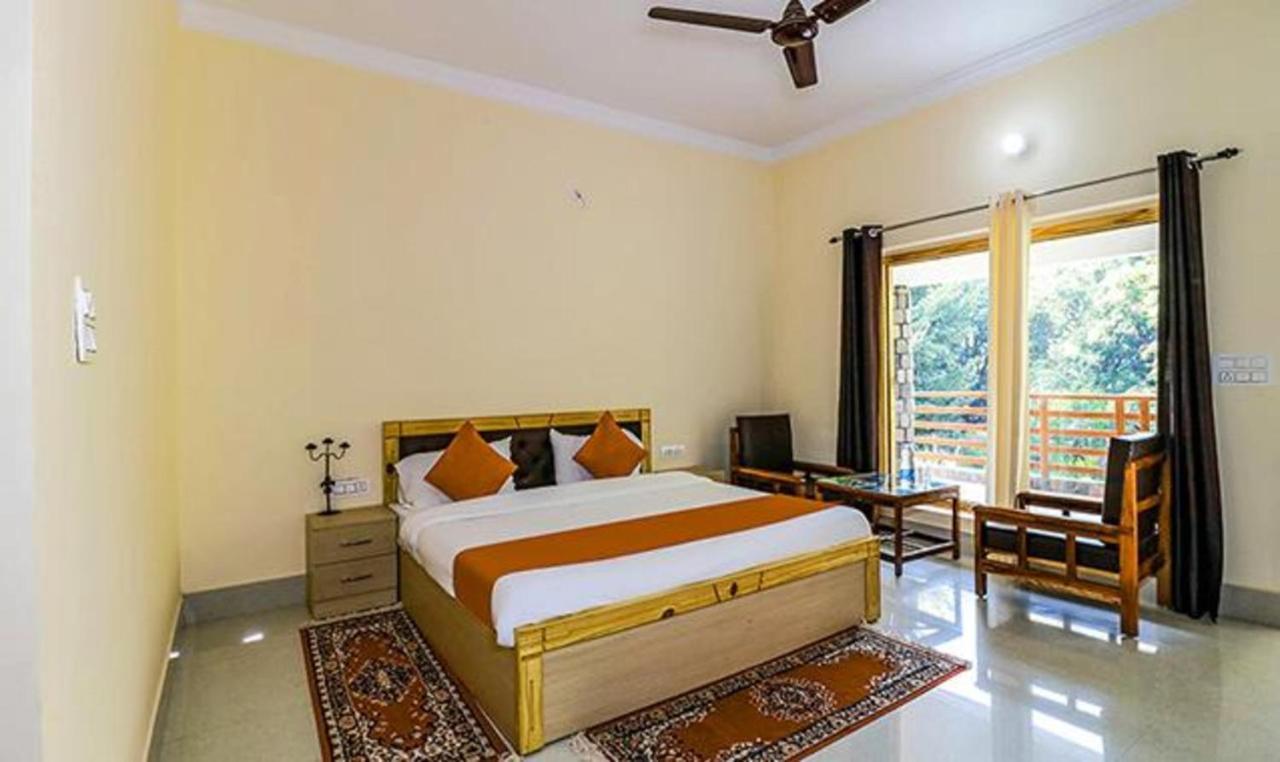 Hotel Fabhotel Star Corporate Suite