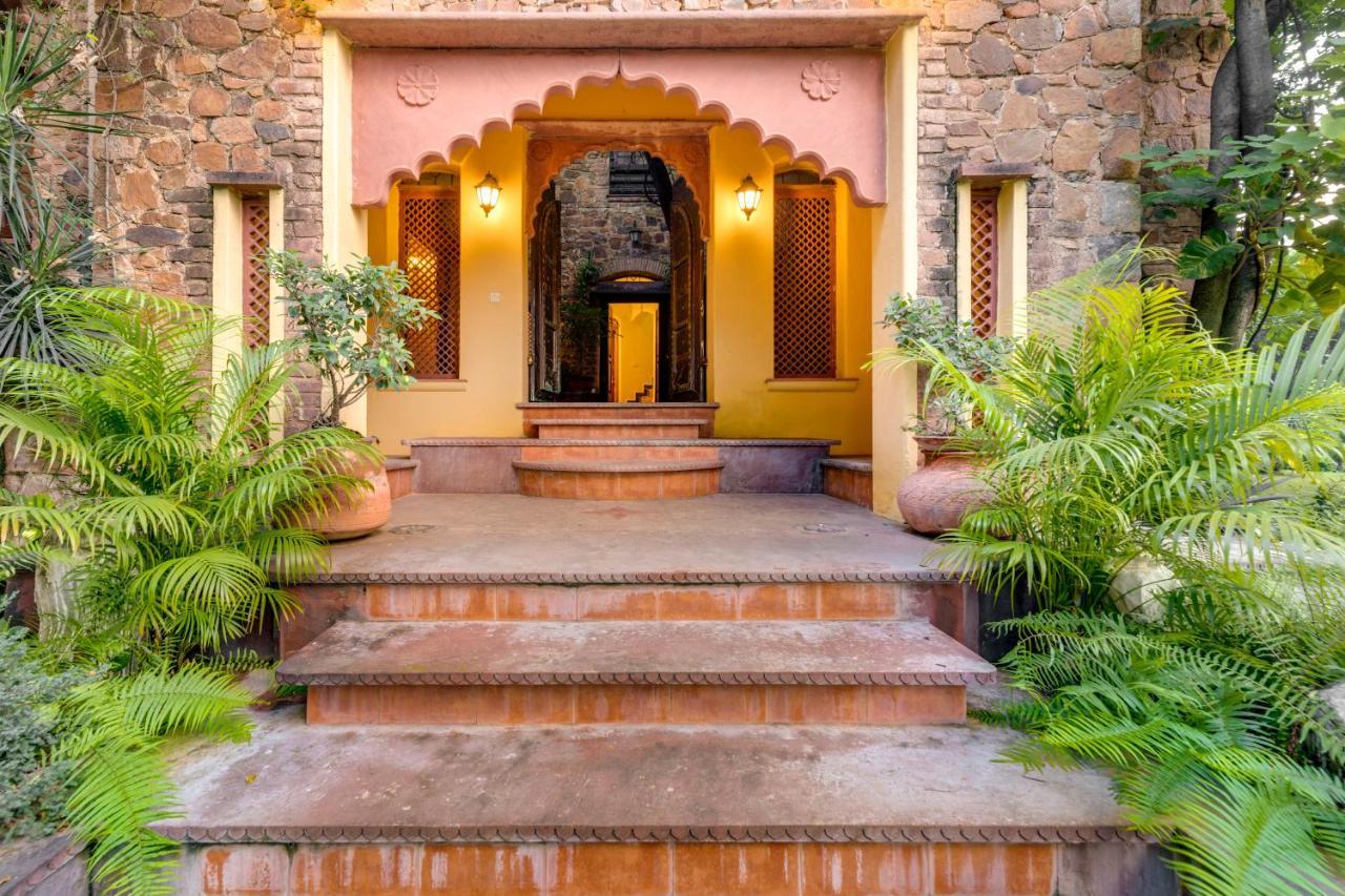 Hostie Chinar Haveli - Heritage With Pool, Villa