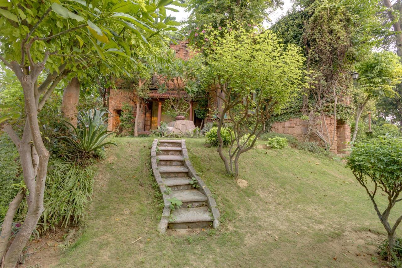 Hostie Chinar Haveli - Heritage With Pool, Villa Gurgaon