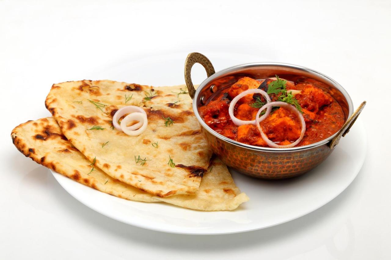 Oyo 2482 K V Complex Gurgaon