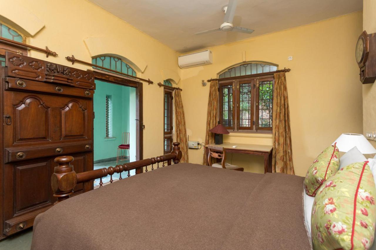 Hostie Chinar Haveli - Heritage With Pool, Villa