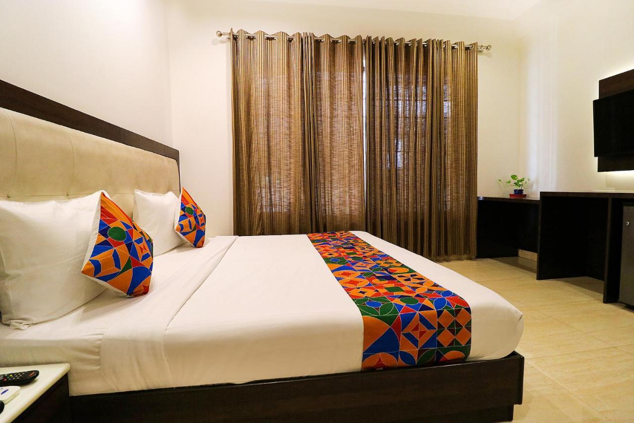 Fabhotel Oyster