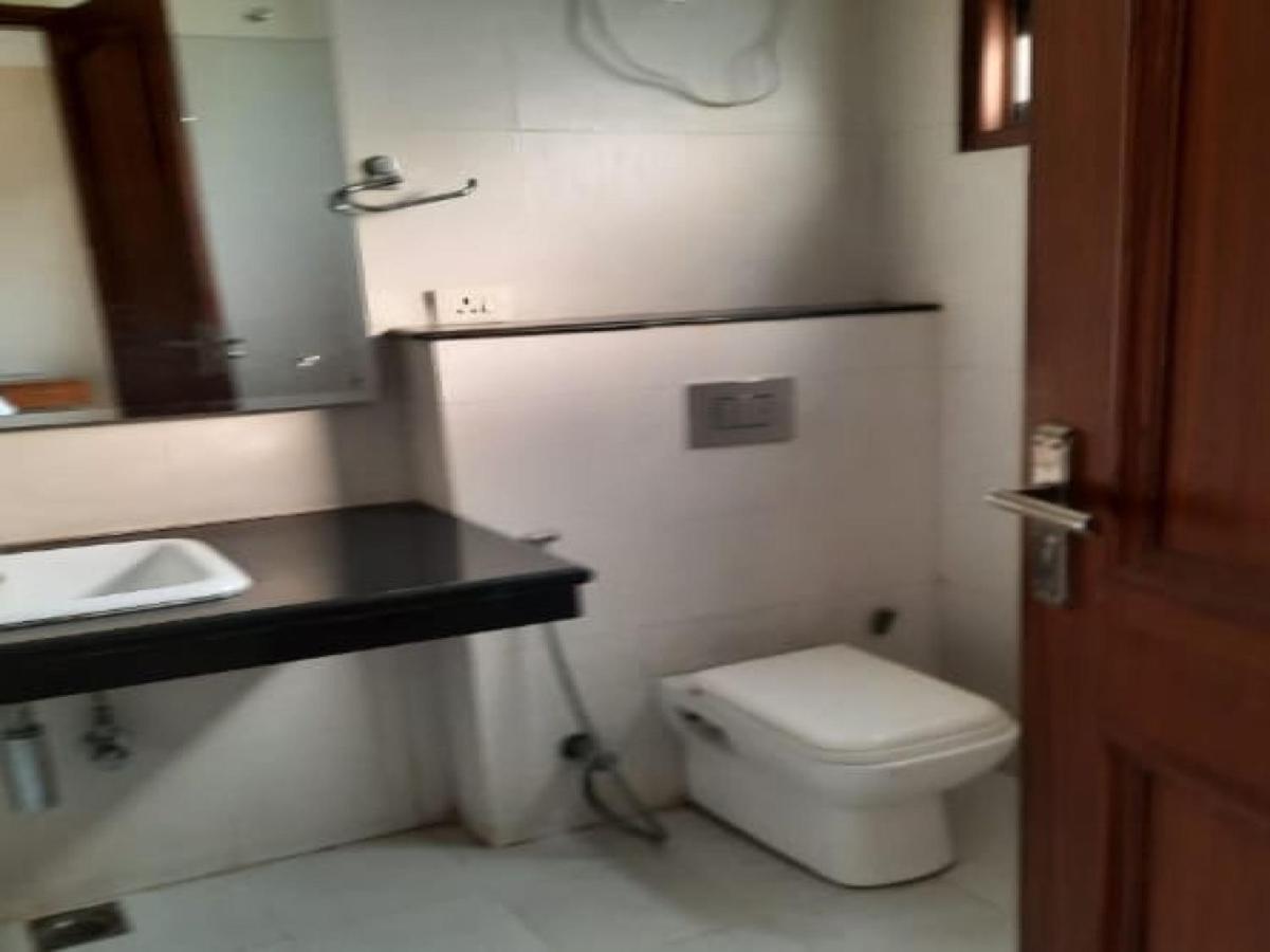 Oyo 74401 Aster Garden Suites 3* Gurgaon