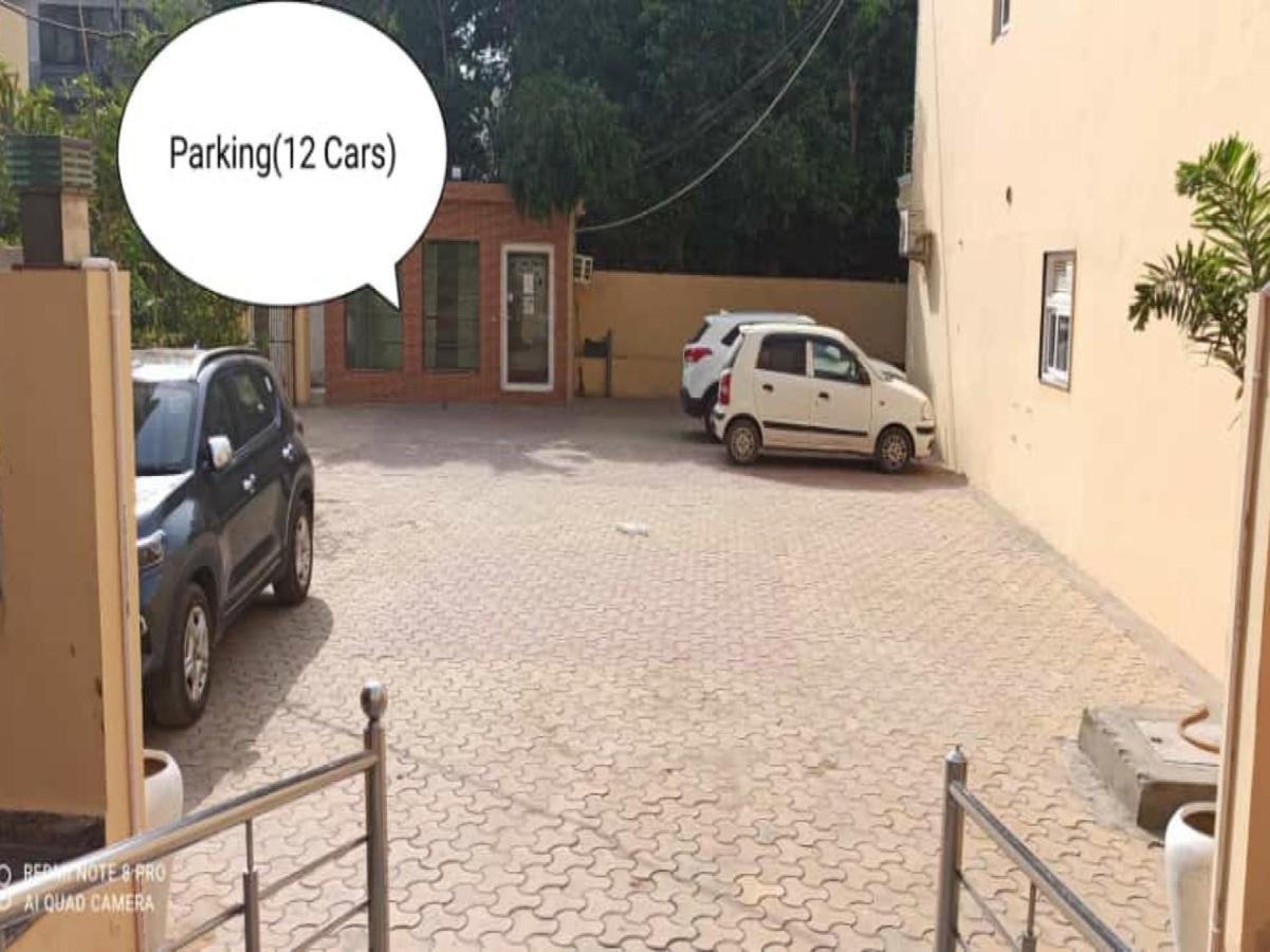 Hotel Oyo 74401 Aster Garden Suites 3*