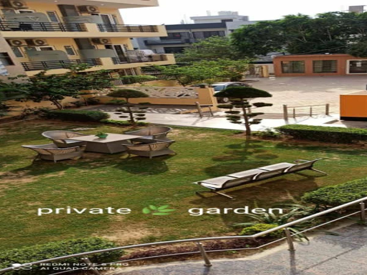 Oyo 74401 Aster Garden Suites 3*
