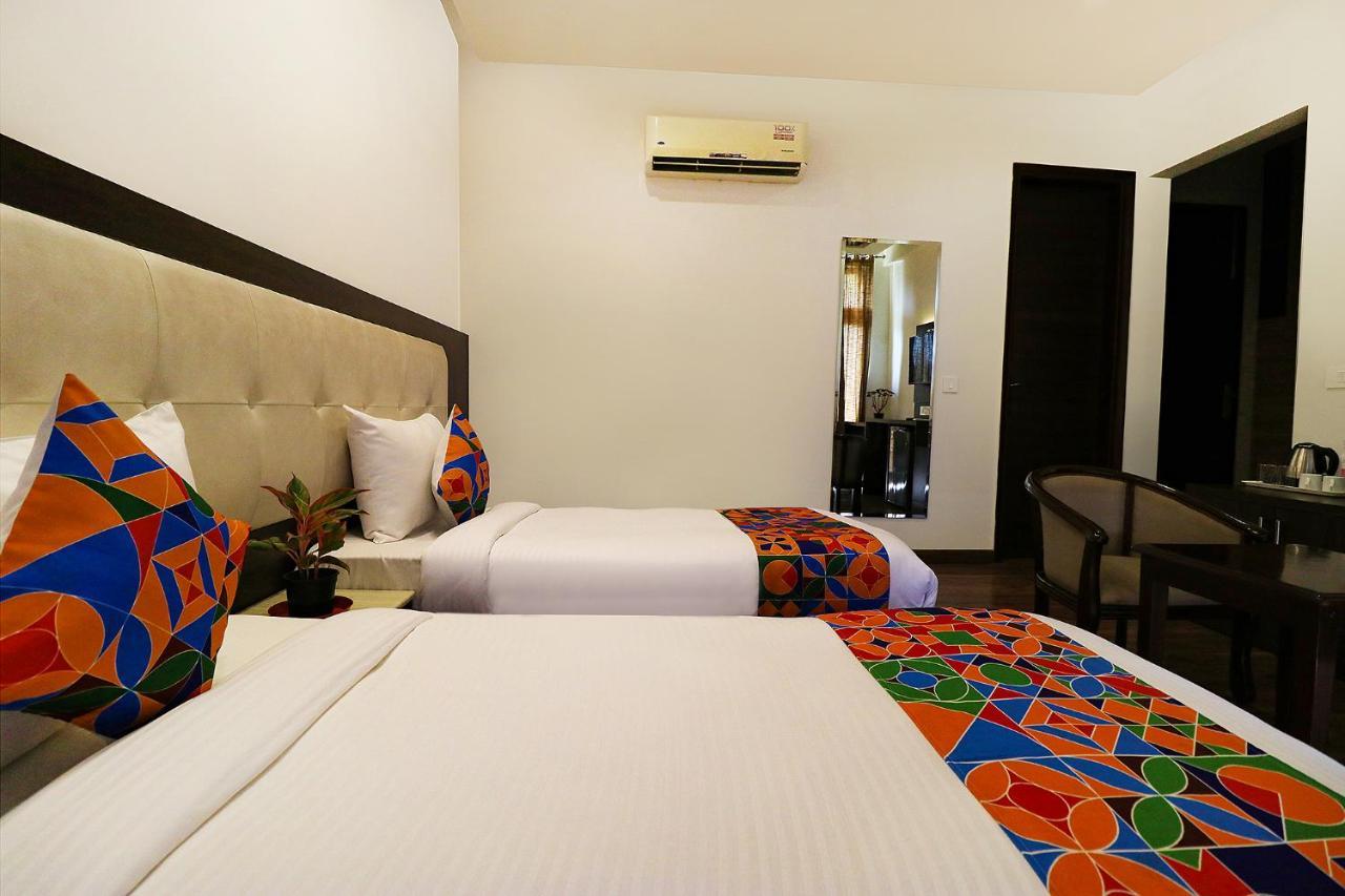Fabhotel Oyster Gurgaon