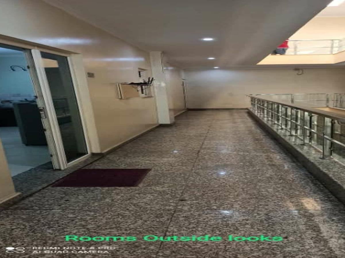 Oyo 74401 Aster Garden Suites Hotel Gurgaon