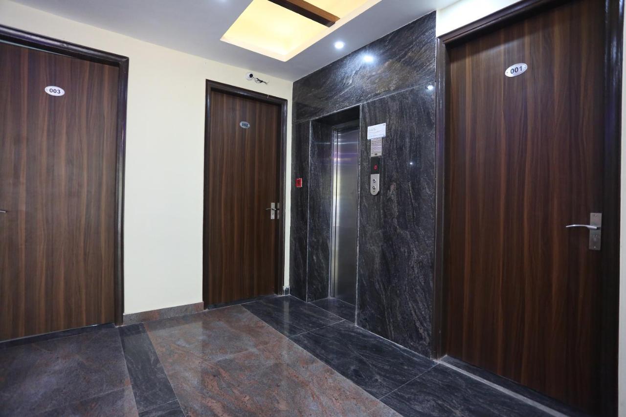 Hotel Oyo Flagship 12081 Palm Garden